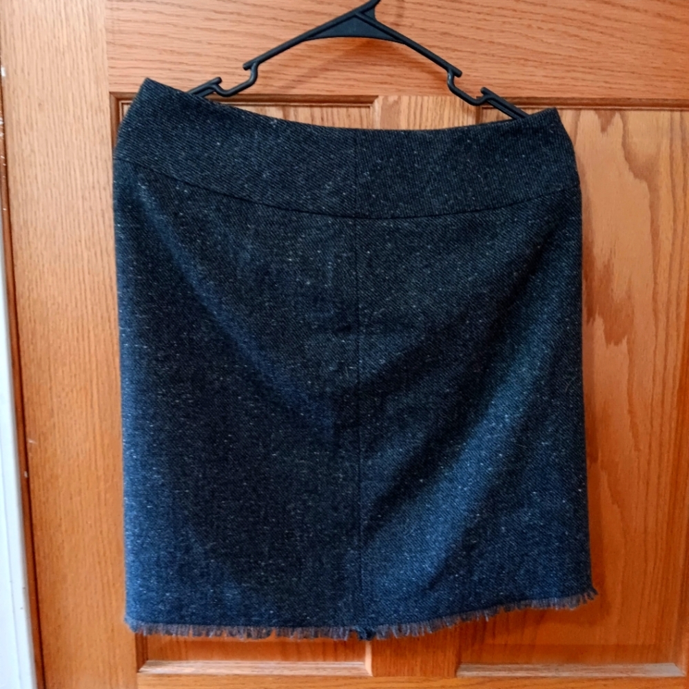 Women's skirt  - Sz 4  Eddie Bauer